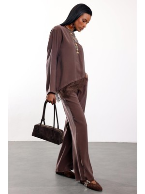 5in1Canpolat Kahverengi Dantel Detaylı Bluz Pantolon Takım 7308