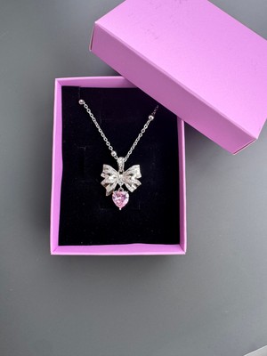 Gözde Aksesuarım Kalpli Gümüş Fiyonk Kolye Çelik