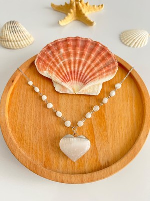 Fiorentaş El Yapımı Amorf Ay Taşı & Selenit Doğal Taş Kolye – Huzur ve Işık