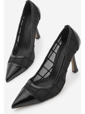 Marjin Kadın Stiletto Sivri Burun Ince Topuk Fileli Topuklu Ayakkabı Zirva Siyah