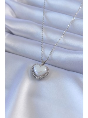 Clariss Üreticiniz 316L Çelik Gümüş Renk Incili Kalp Model Zirkon Taşlı Kadın Kolye 481348