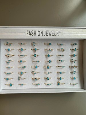 Beta Moda Hub 48'li Taşlı Yüzük - Altın