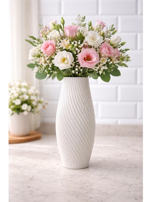 3D Tasarım Modern Vazo – Minimal Dekoratif Çiçek Vazosu 18CM Uzunluk