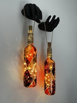 PremiumPort Siyah El Dekorlu LED Işıklı Kahve Vitray Cam Şarap Şişesi Aplik 2’li Set