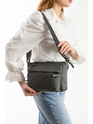 Özer 6025-SANMORRIS 6 Bölmeli Suya Dayanıklı Paraşüt Kumaş Çapraz Askılı Omuz Çantası