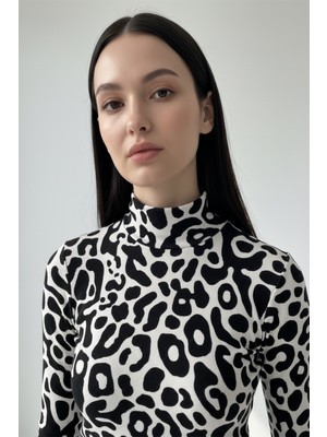 Evolaria Kadın Zebra Desen Sandy Bluz