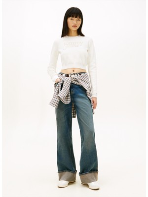 Tommy Jeans Yuvarlak Yaka Standart Nakışlı Beyaz Kadın Kazak Tjw Crop Chenılle Scrıpt Sweater