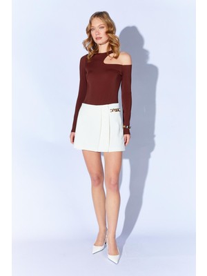 Tena Kadın Krem 2043 Yanı Gold Aksesuar Detaylı Pileli Şort Etek