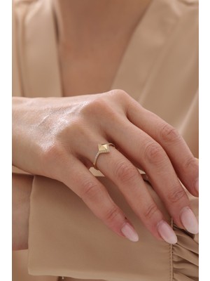 Yavuz Kuyumculuk 14 Ayar Altın Yarı Taşlı Modern Yüzük