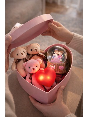 Deco Elit Kalp Kutulu 3 Mini Ayıcıklı Işıklı Kalpli Kar Küresi Hediye Seti – Sevgiliye - Eşe - Arkadaşa Özel