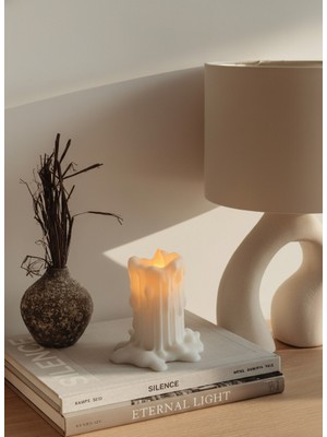 Dekoratif LED Mum Görünümlü Obje - Minimal Tasarımlı Ev Dekorasyonu