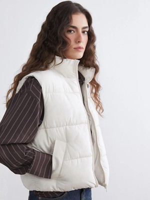 LC Waikiki Bej Dik Yaka Kadın Şişme Yelek  (S6)