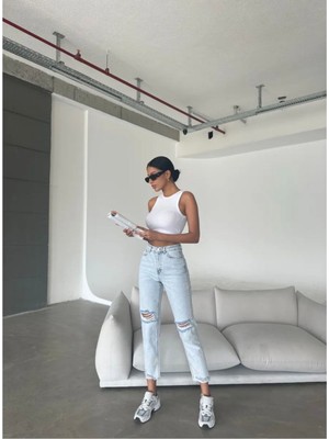 Aida Fashion Diz Yırtık Mom Jeans