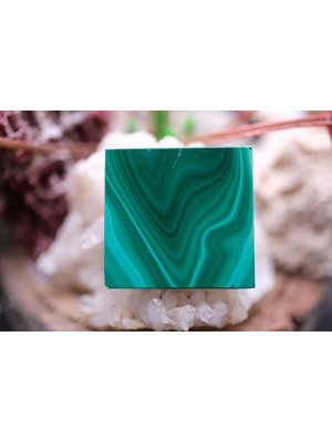 Aries 21.25CT 21.3X20.3MM Octagon Natural Malachite