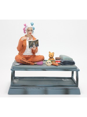 Ttt Harley Quinn Figürü 28 cm