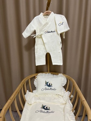 Handemnakış Tasarım Isimli Nakışlı Müslin 4'lü Hastane Çıkış Seti -Tulum Şapka Battaniye Yastık Kılıfı