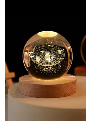 Normadia Ahşap Tabanlı LED Işıklı Gezegen Küre Dekorasyon Aksesuarı