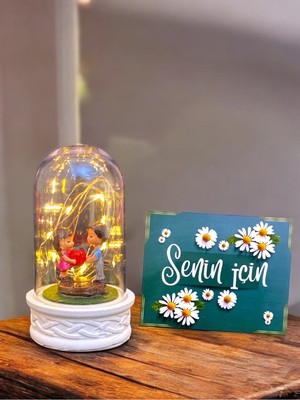 Normadia LED Işıklı Kalp Tutan Çiftli Fanus, Sevgiliye Özel Hediye