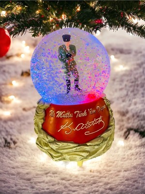 Normadia Işıklı ve Müzikli Büyük Kar Küresi, Izmir Marşı ile Rgb Efektli