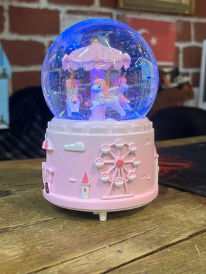 Normadia Mega Boy Kar Küresi Atlı Karınca, Işıklı ve Müzikli, Otomatik Püskürtmeli