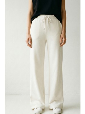 elemge Pamuklu Kadın Eşofman Altı Ekru Flare Fit Geniş Paça İpli Cepli Esnek Rahat Kesim Yumuşak Likralı