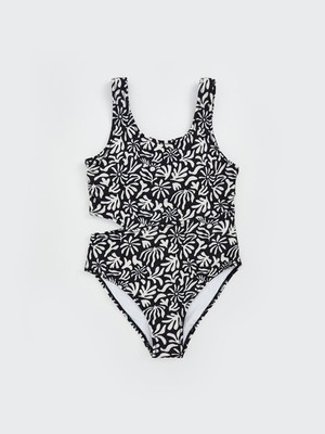 Lc Waikiki Yeni Sezon Hızlı Kuruyan Uv Korumalı Kız Çocuk Mayo