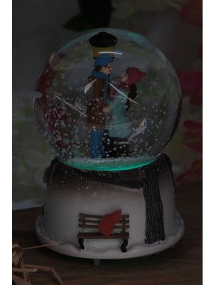 Normadia Büyüleyici Kış Masalı Kar Küresi, Müzikli ve Işıklı Dekorasyon