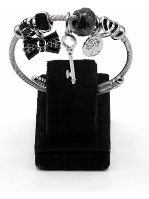 Pangu Anahtar Figürlü Siyah Taş Detaylı Gümüş Renk Çelik Charm Bileklik