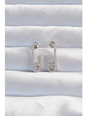 Ett Pirinç Gümüş Renk Zirkon Taşlı Yarım Messika Küpe