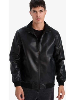 DeFacto Slim Fit Dik Yaka Astarlı Fermuarlı Suni Deri Mont F7743AX26SP