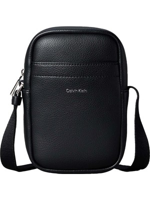 Calvin Klein Siyah Erkek Postacı Çantası Raısed Slım Report