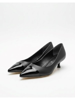 Emienza Shıny 1.sınıf Vegan Deri Maskaretli Sivri Burun Bayan Topuklu Ayakkabı