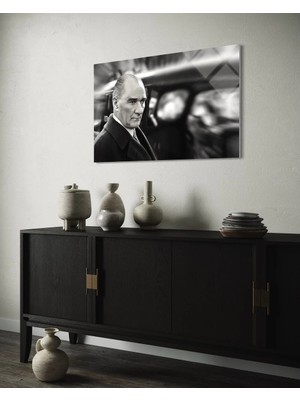 Atatürk Siyah Beyaz Sinematik Sahne Dekoratif Kırılmaz Cam Tablo 129