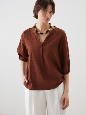 Lc Waikiki Yeni Sezon Kaçık Yaka Kendinden Desenli Bluz