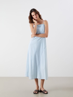 Lc Waikiki Yeni Sezon Kare Yaka Askılı A Kesim Jean Elbise