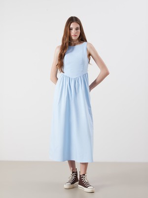 Lc Waikiki Yeni Sezon Bisiklet Yaka Büzgülü Belden Oturtmalı Elbise