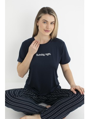 Estiva Kadın Yazlık Sunday Night Yazılı Kısa Kollu Soft Pijama Takımı - Lacivert