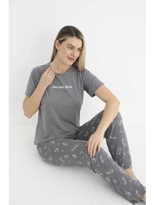 Estiva Kadın Yazlık Rise And Shine Yazılı Kısa Kollu Soft Pijama Takımı - Gri