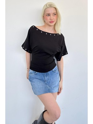 Madmext Siyah Off Shoulder Metal Detaylı Kadın Bluz MG2671
