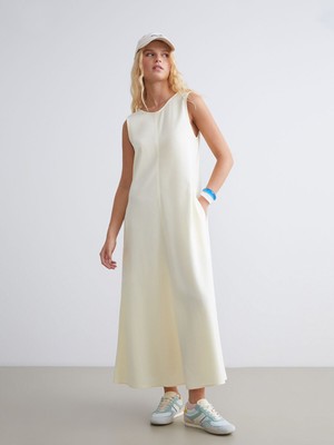 Lc Waikiki Yeni Sezon Bisiklet Yaka A Kesim Keten Karışımlı Elbise