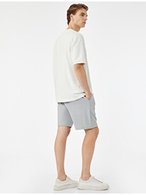 Koton Cep Detaylı Beli Bağcıklı Bermuda Şort