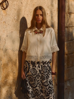 Lc Waikiki Yeni Sezon Kroşe Detaylı Keten Karışımlı Kadın Gömlek