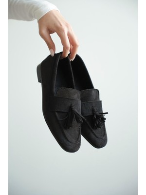 Kadın Boos Düz Taban Püsküllü Babet - Siyah Süet