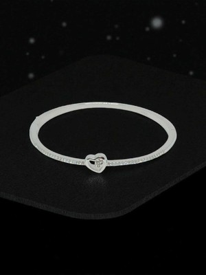 Lunel Silver 925 Ayar Gümüş Kalp Figürlü Taşlı Kadın Bileklik – Zarif ve Şık Tasarım