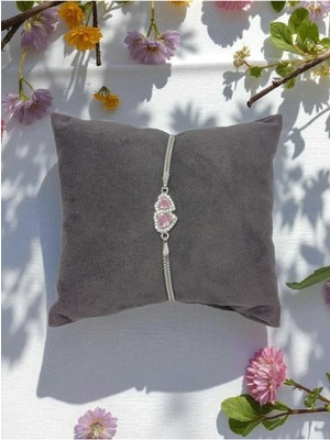 Lunel Silver Taşlı Çift Kalpli 925 Ayar Gümüş Bileklik – Romantik ve Zarif Tasarım