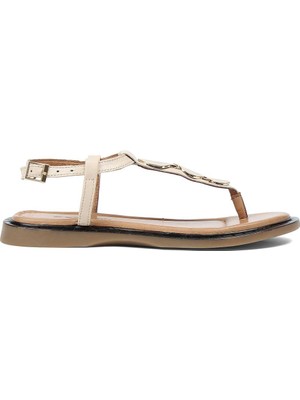 Celal Gültekin Kadın Bej Parmak Arası Deri Sandalet