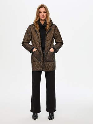 Faik Sönmez Kontrast Garnili Kapüşonlu Kapitone Kaban W26KKB004