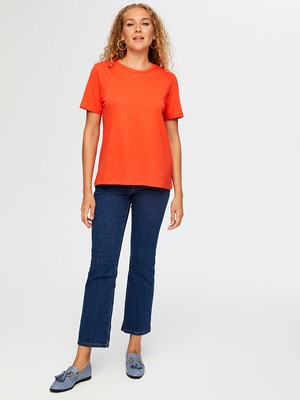 Faik Sönmez V Yaka Kısa Kol T-Shirt W26TSH008