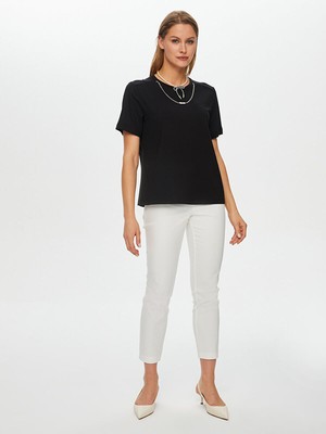 Faik Sönmez Yakası Incili Zincir Detaylı Yuvarlak Yaka T-Shırt S26TSH051