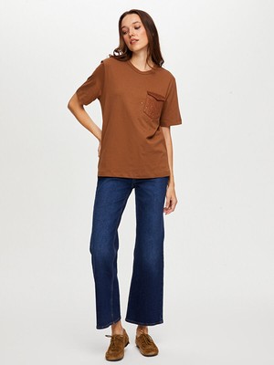 Faik Sönmez Süet Cep ve Trok Detaylı Yuvarlak Yaka T-Shırt W26TSH085